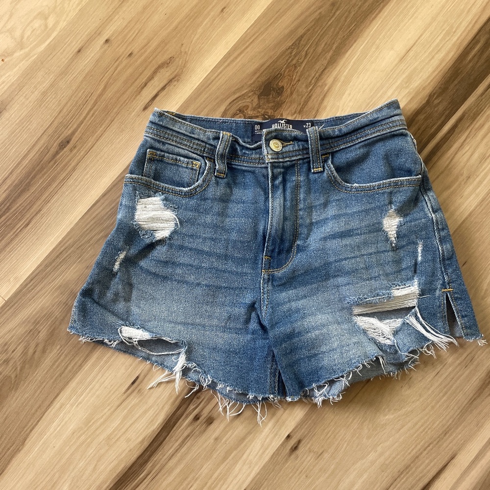 Hollister Jean shorts sunflower